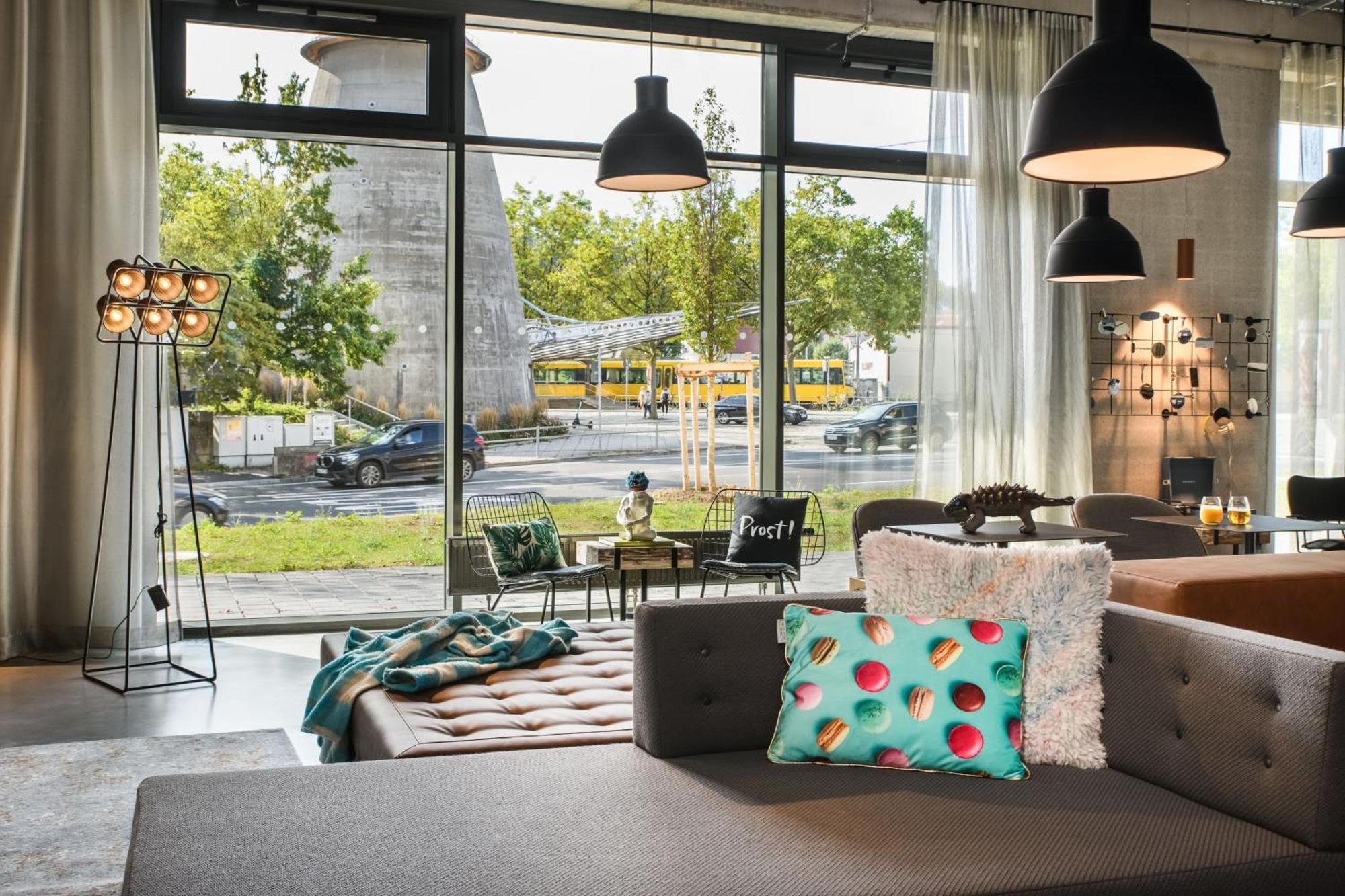 Moxy Stuttgart Feuerbach Hotel Екстериор снимка