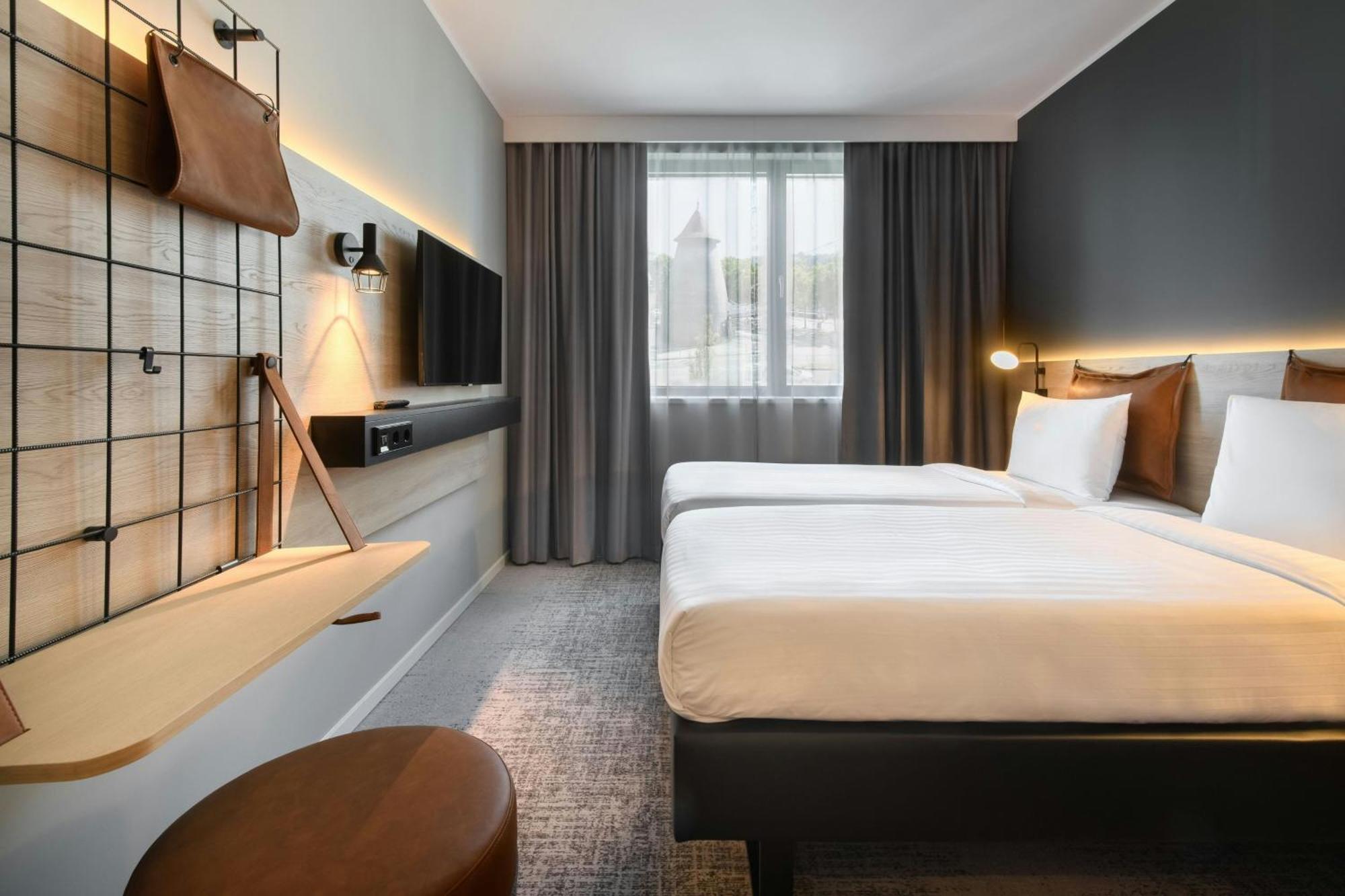 Moxy Stuttgart Feuerbach Hotel Екстериор снимка