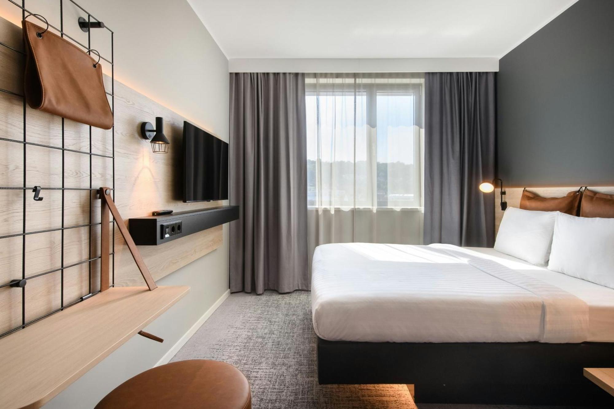Moxy Stuttgart Feuerbach Hotel Екстериор снимка