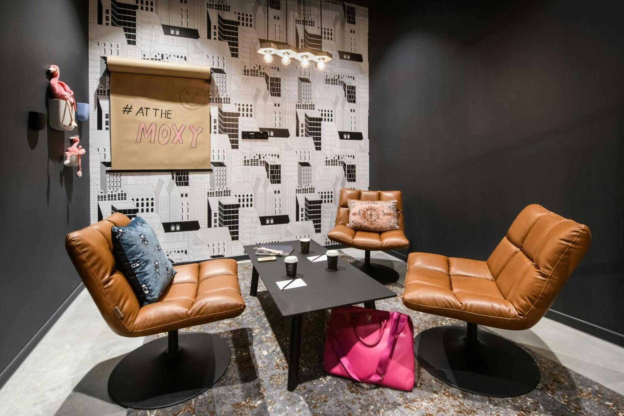 Moxy Stuttgart Feuerbach Hotel Екстериор снимка