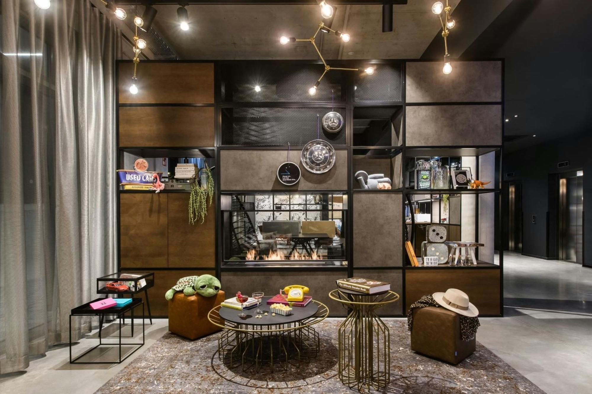 Moxy Stuttgart Feuerbach Hotel Екстериор снимка