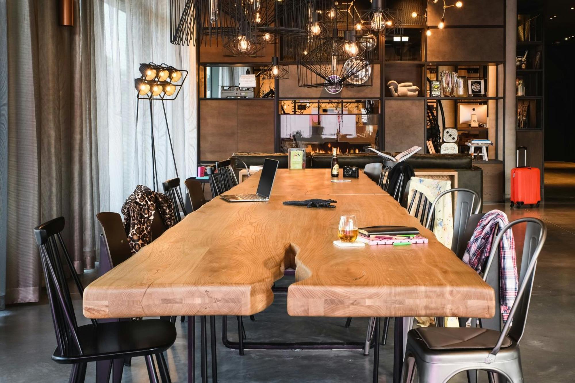 Moxy Stuttgart Feuerbach Hotel Екстериор снимка