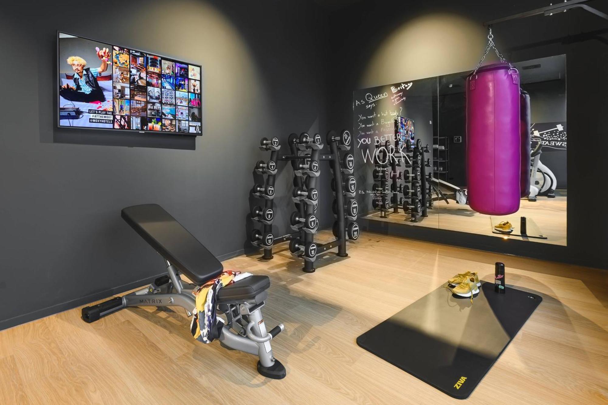 Moxy Stuttgart Feuerbach Hotel Екстериор снимка